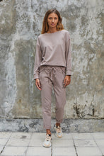 Load image into Gallery viewer, mia cotton sweatshirt