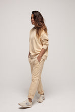 Load image into Gallery viewer, mia cotton sweatshirt