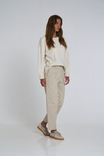 Load image into Gallery viewer, mia cotton sweatshirt
